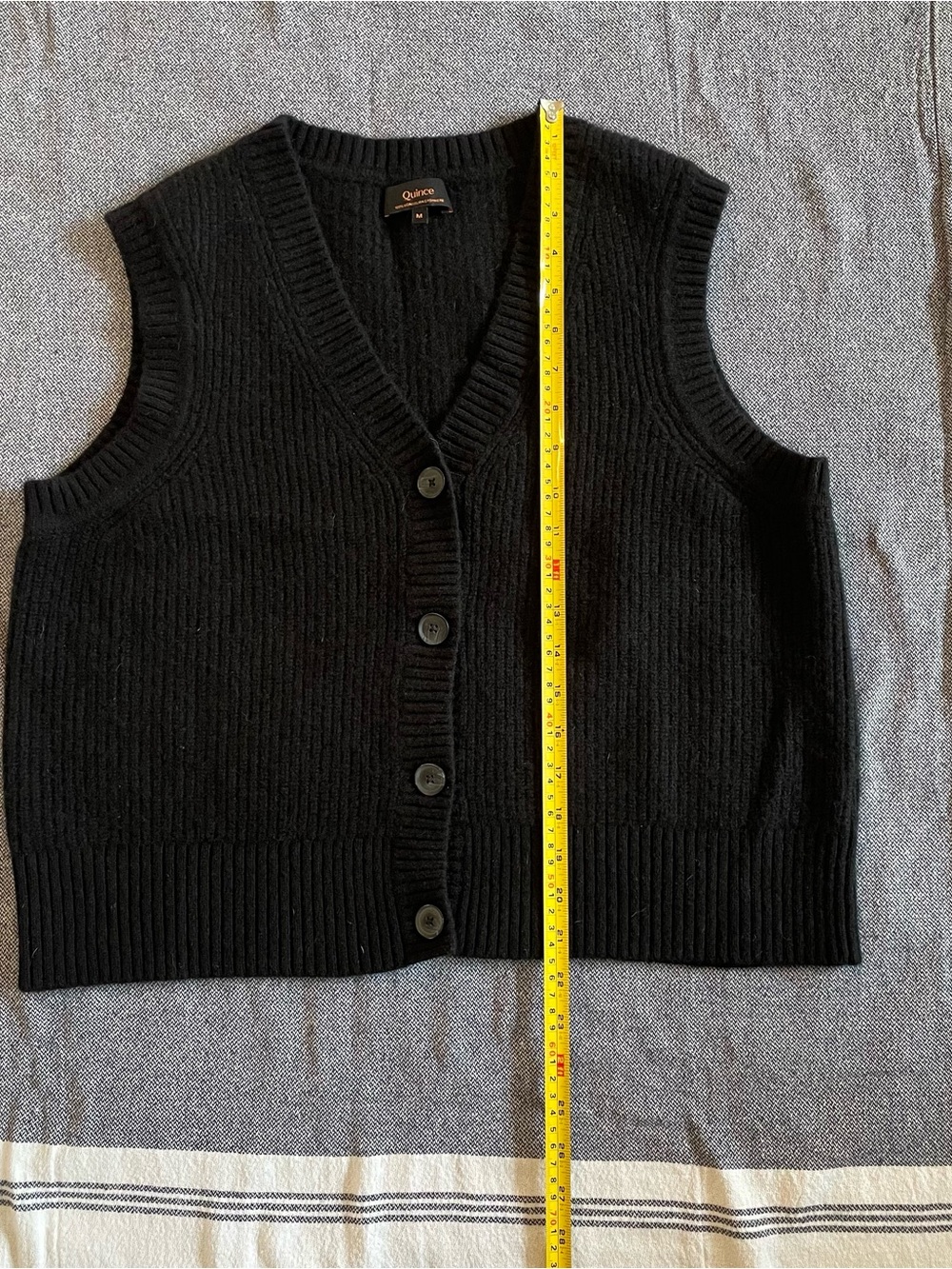 Quince cashmere sweater vest NWOT